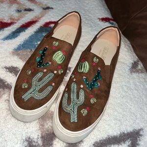 Cactus Ariat shoes